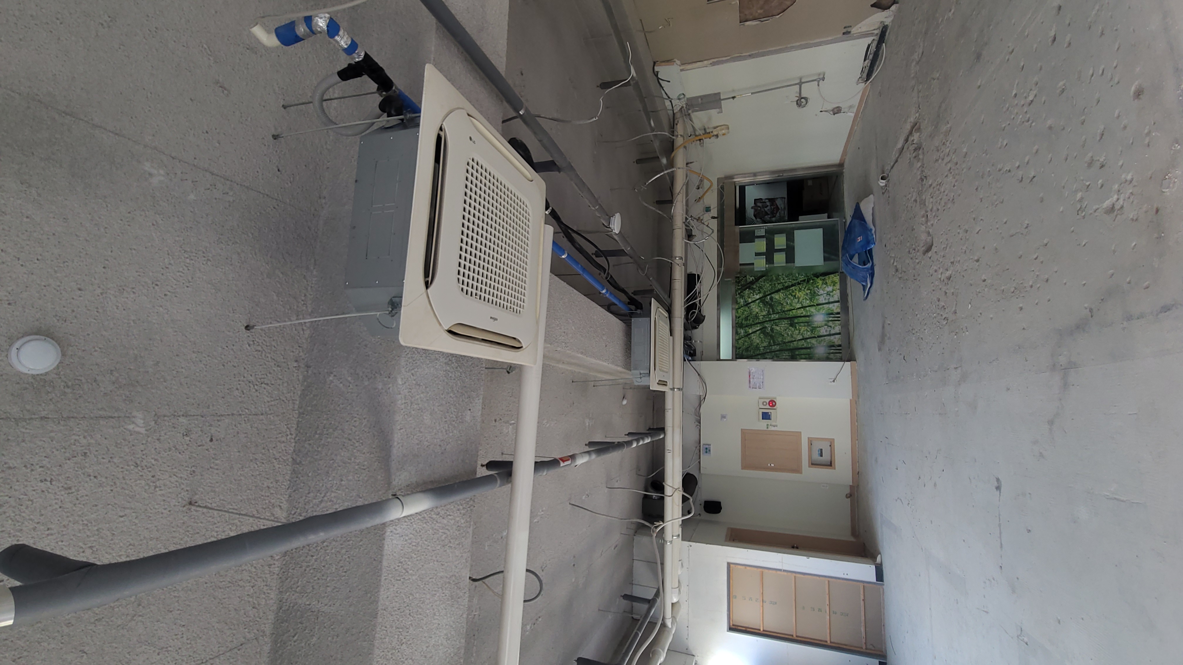 에어컨 청소 작업